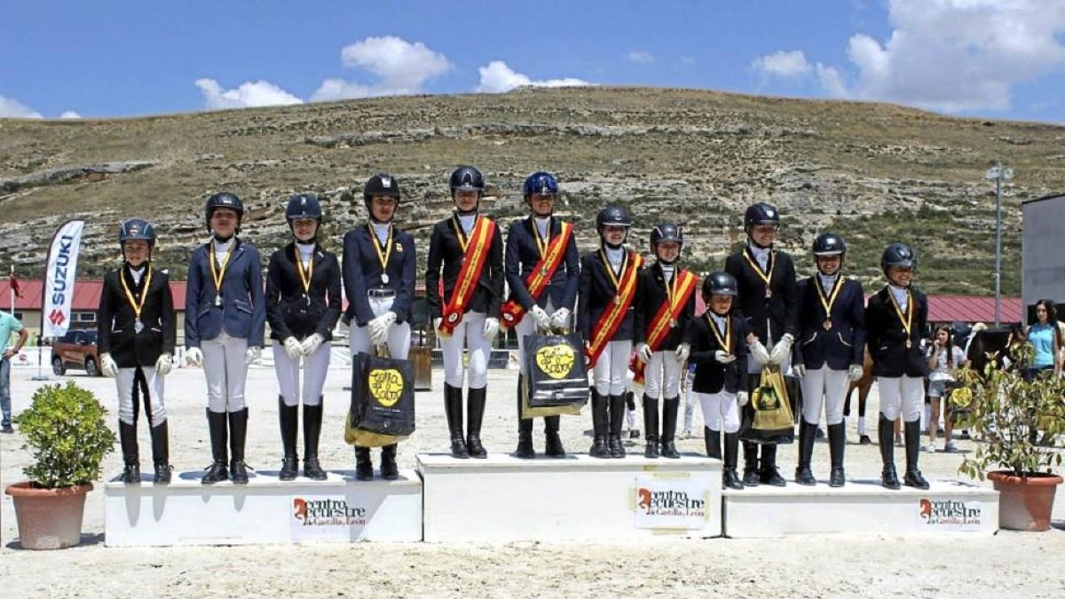 Podio del campeonato de España en la prueba de doma clásica.-El Mundo