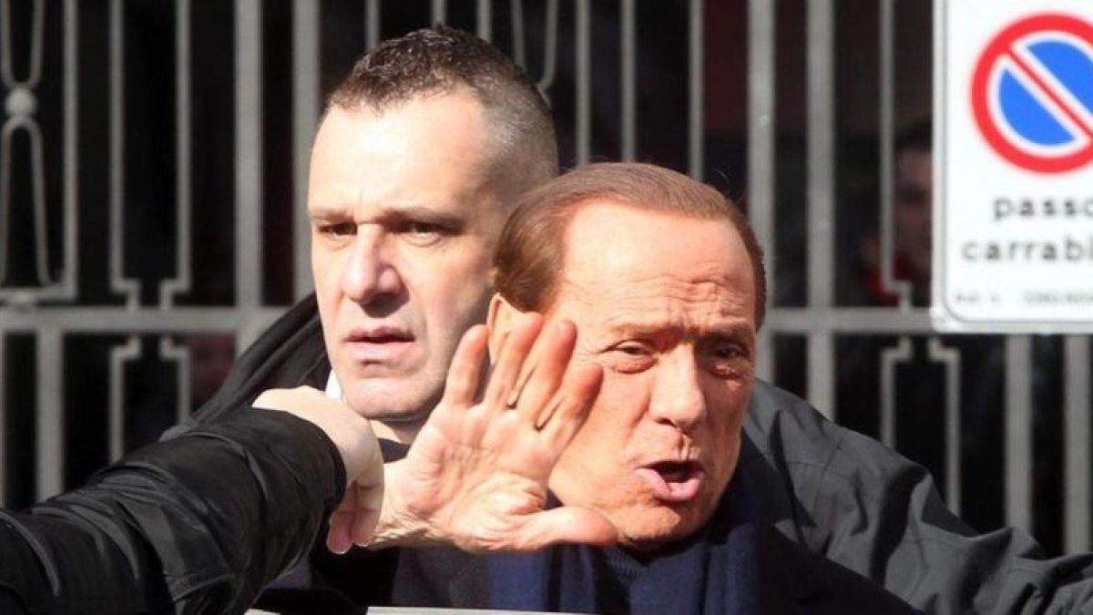 Silvio Berlusconi, hace unos días en Milán.-EFE / MATTEO BAZZI