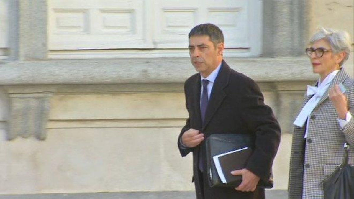 El ’major’ Trapero llega a declarar al Supremo.-