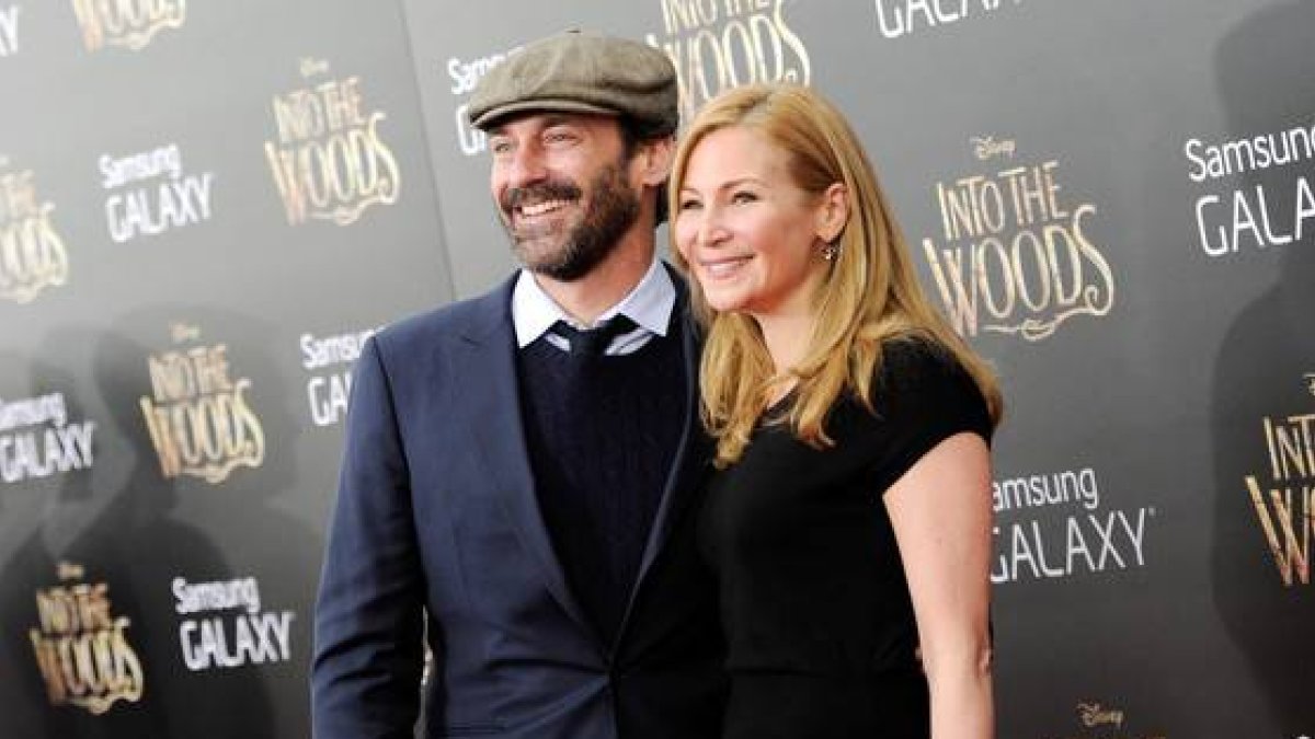 El matrimonio de actores Jon Hamm y Jennifer Westfeldt han anunciado su separación, después de 18 años de historia juntos.-Foto: Evan Agostini / Evan Agostini/Invision/AP