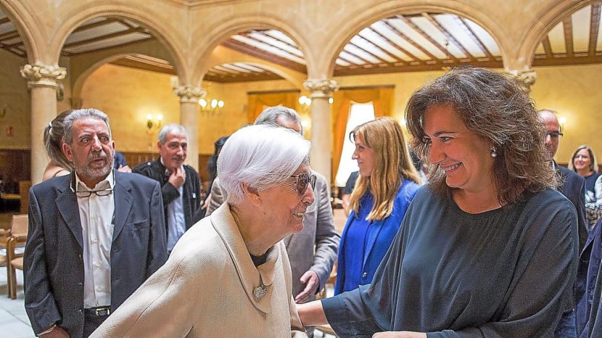 Ana Martín Gaite y Josefa García Cirac-ICAL