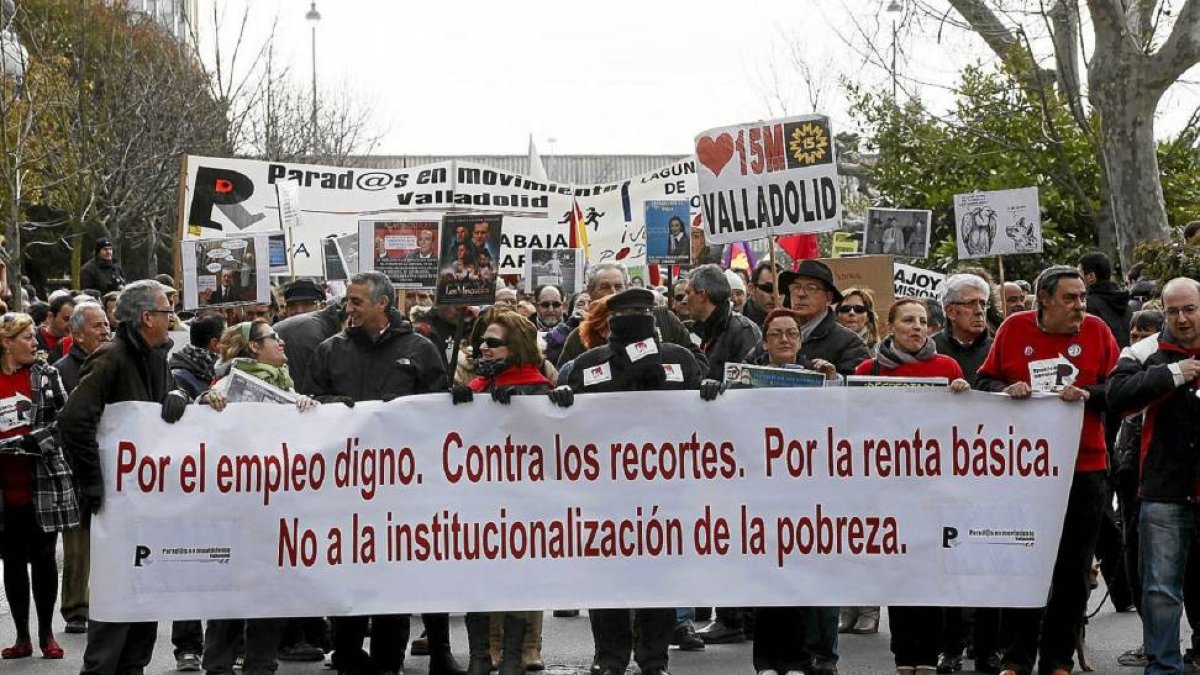 Manifestantes en una de las últimas protestas de Valladolid de Parados en Movimiento-Pablo Requejo