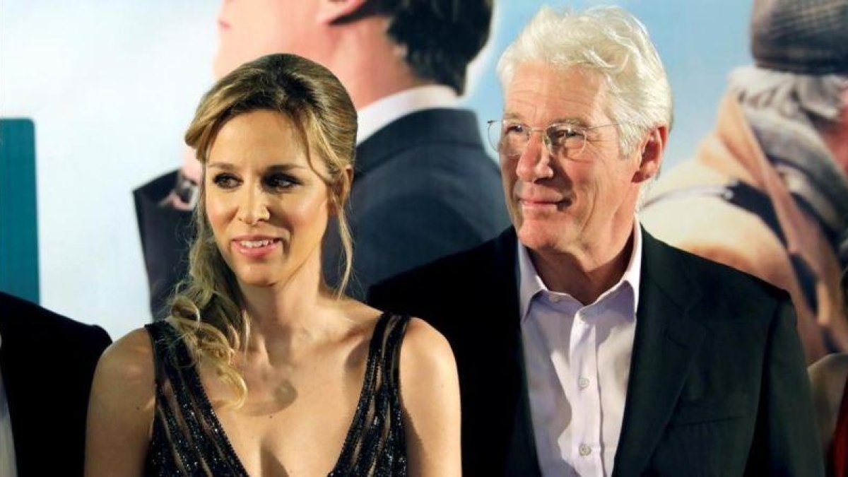 Richard Gere y Alejandra Silva.-REUTERS / AMMAR AWAD