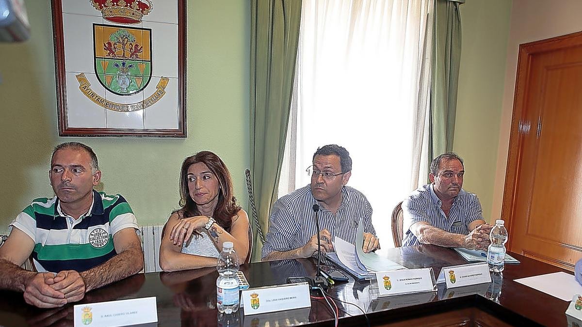 Raúl Casero, Lidia Vaquero, Jesús Román y César Álvarez, los cuatro munícipes de Valdestillas imputados por prevaricación y malversación.-JOSÉ C. CASTILLO