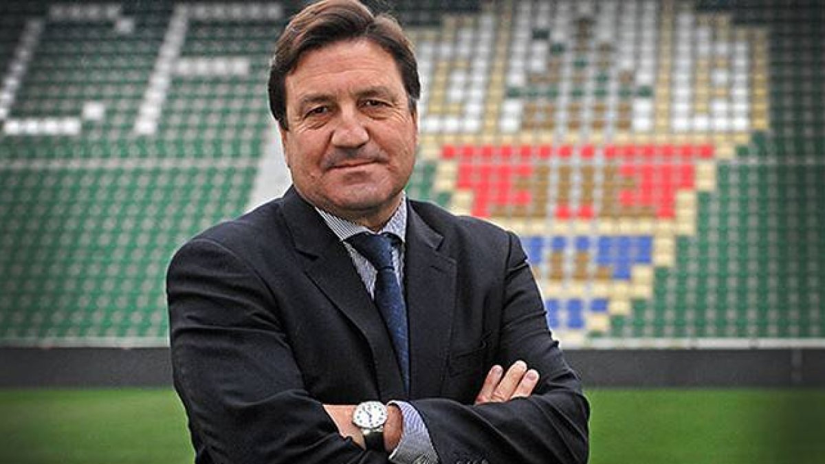El presidente del Elche, José Sepulcre, en el estadio Manuel Martínez Valero.-Foto: ELCHE CF