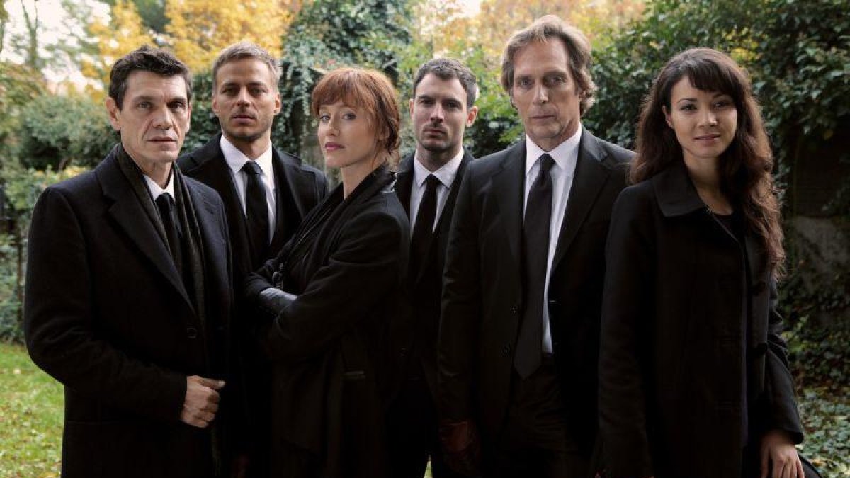El reparto principal de la serie 'Crossing Lines'.-Dusan Martincek