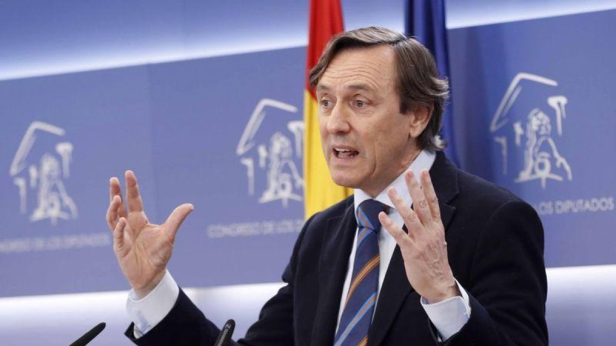 El portavoz del PP en el Congreso Rafael Hernando durante la rueda de prensa.-CHEMA MOYA (EFE)