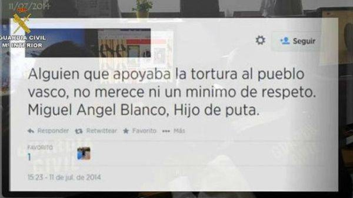Uno de los mensajes escritos en Twitter por los detenidos en la operación Araña.-Foto: GUARDIA CIVIL