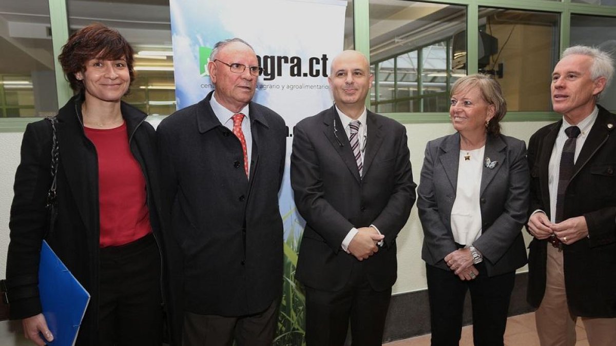 Ana Vicente, Ángel González Quintanilla, Jorge Llorente, Cristina Danés y Luis Domingo González.-ICAL