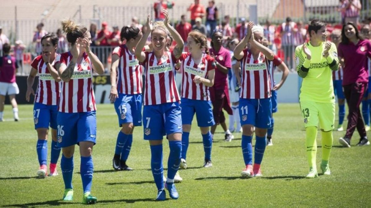 Las chicas del Atlético, protagonistas de La Quiniela de esta semana junto a las del Athletic-EFE / LUCA PIERGIOVANNI