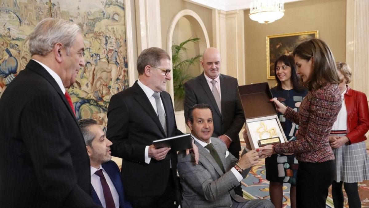 Letizia recibe a Aspaym Castilla y León por el 25º aniversario de la entidad-ICAL