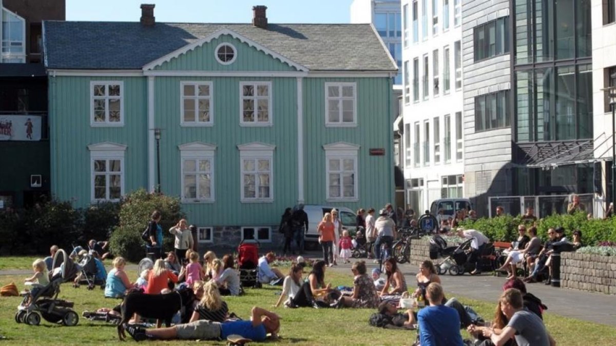 Plaza del Parlamento de Reikiavik, capital de Islandia.-/ XAVIER MORET