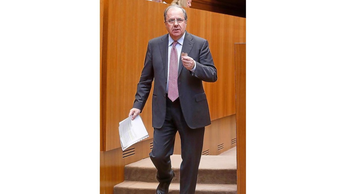 Juan Vicente Herrera durante el debate de la Comunidad.-J.M.LOSTAU