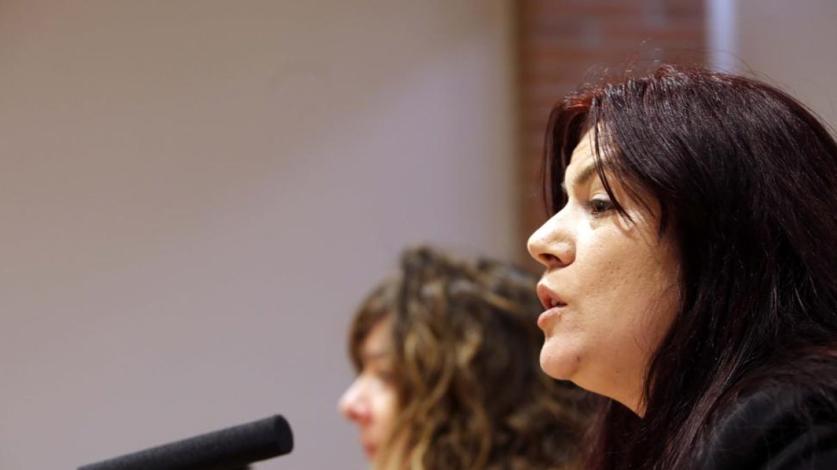 La secretaria de Salud Laboral de UGT de Castilla y León, Azucena Pérez, ya la secretaria de Accción Sindical de FICA-UGTCyL, Sandra Vega, analizan la siniestralidad laboral de la Comunidad tras los dos accidentes mortales con los que se ha iniciado 2017-ICAL