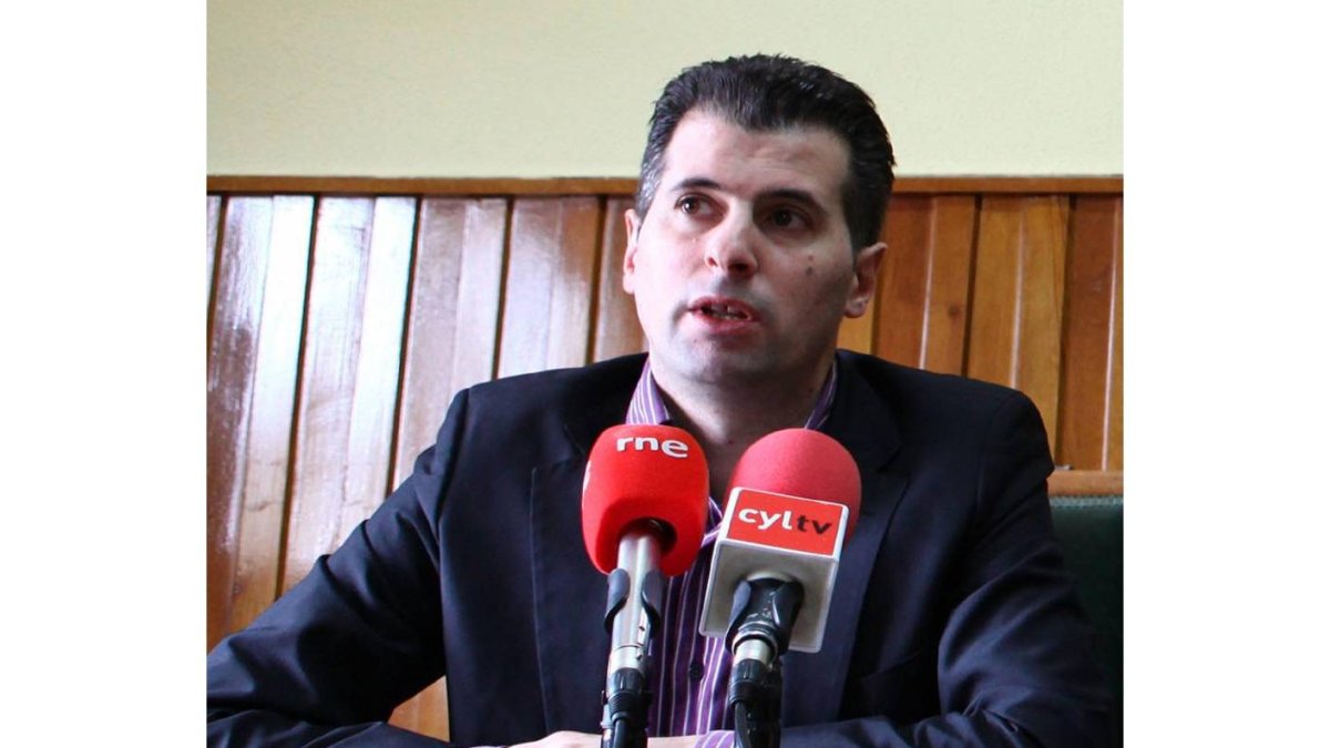 El candidato a la Presidencia de la Junta y secretario del PSCyL, Luis Tudanca-Ical