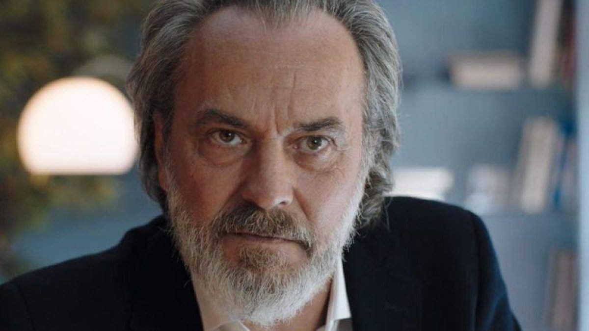 José Coronado en Vivir sin permiso.-EL PERIÓDICO