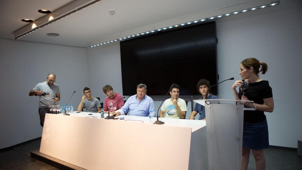 Imagen de la presentación del programa del festival.-ICAL