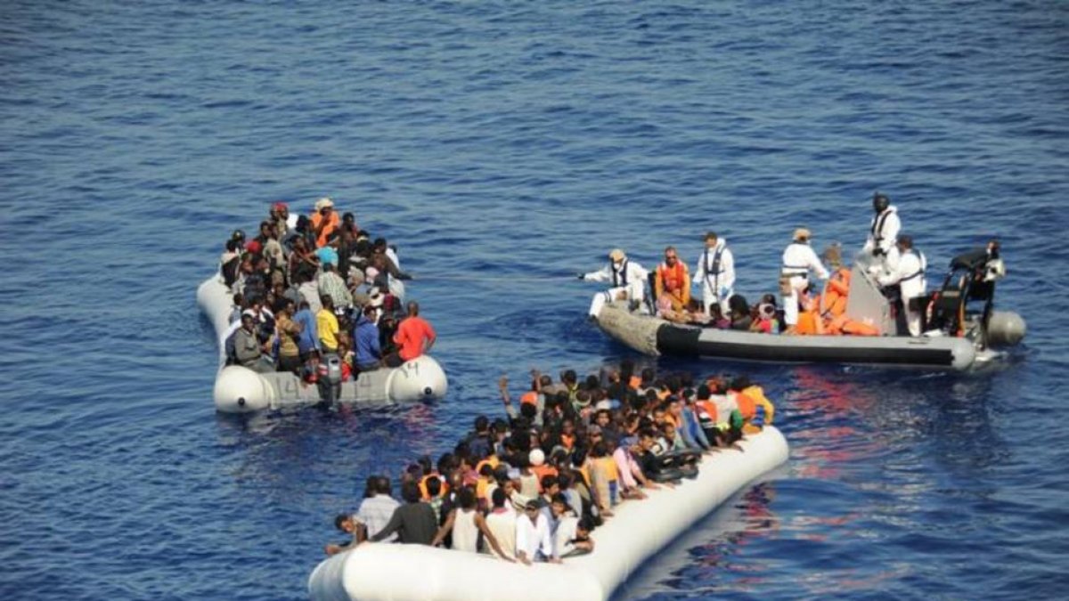 Operación de rescate de inmigrantes de la Eunavfor.-EUNAVFOR