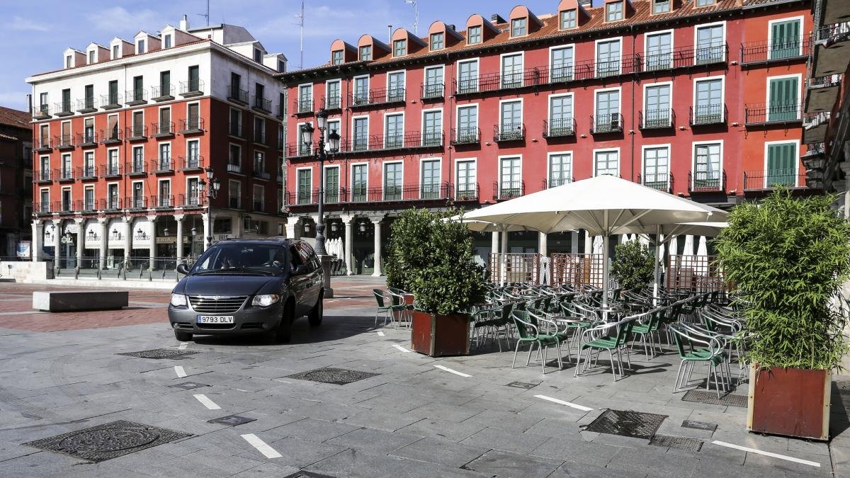 El parking de la plaza Mayor es una de las inversiones a las que se destina el superávit.-M. Á. SANTOS (PHOTOGENIC)
