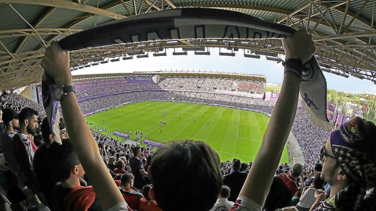 Estadio José Zorrilla, lleno durante el partido entre Real Valladolid y Osasuna.-J.M. LOSTAU