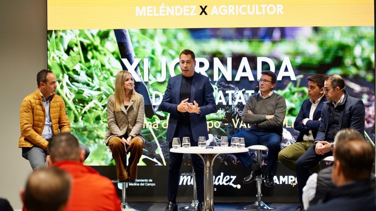 Un instante de la jornada celebrado en la fábrica de Patatas Meléndez. / E. M.