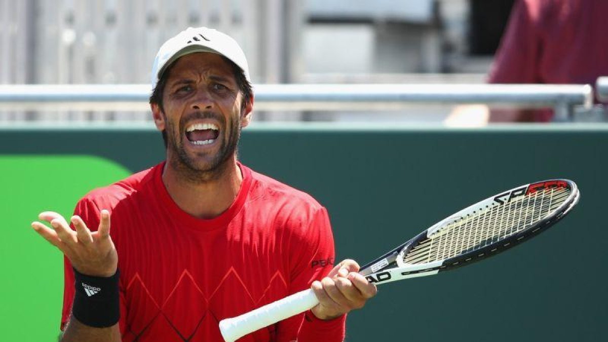 Fernando Verdasco se lamenta en su último partido, que ganó.-CLIVE BRUNSKILL (AFP)