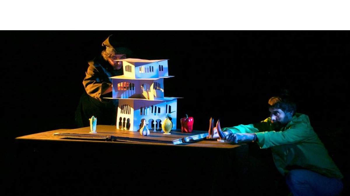 Esther Pérez Arribas y Javier Pérez Lázaro en ‘Manual de Cervantes’. | PÍO BARUQUE FOTÓGRAFOS