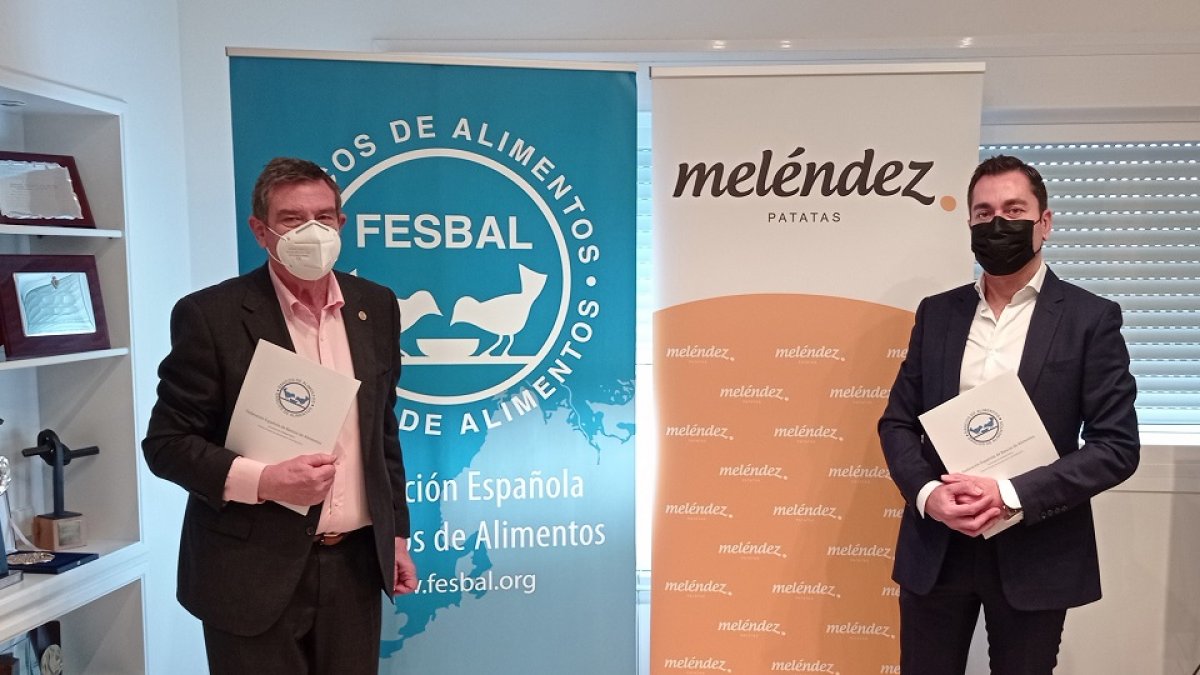 Acuerdo Patatas Melendez y Banco Alimentos.- E.M.