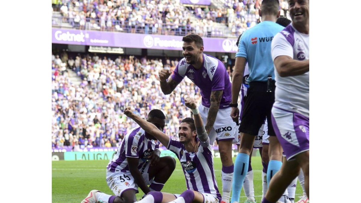 Escudero celebra el gol definitivo.