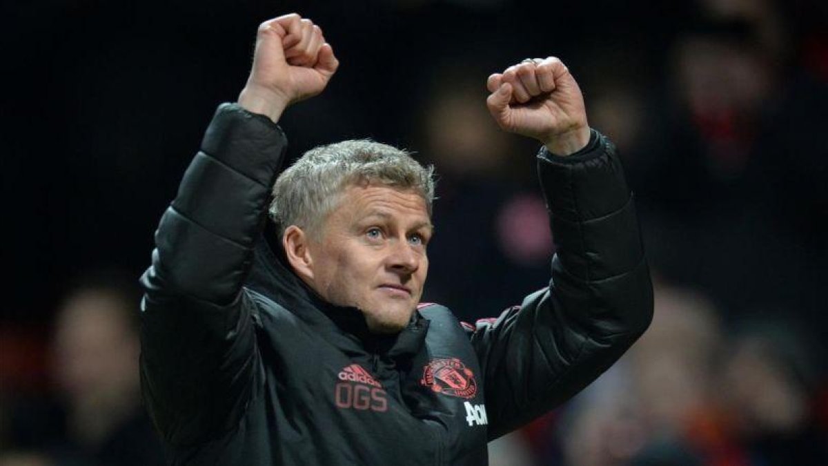 Ole Gunnar Solskjaer celebra un gol de Manu al Brighton.-EL PERIÓDICO