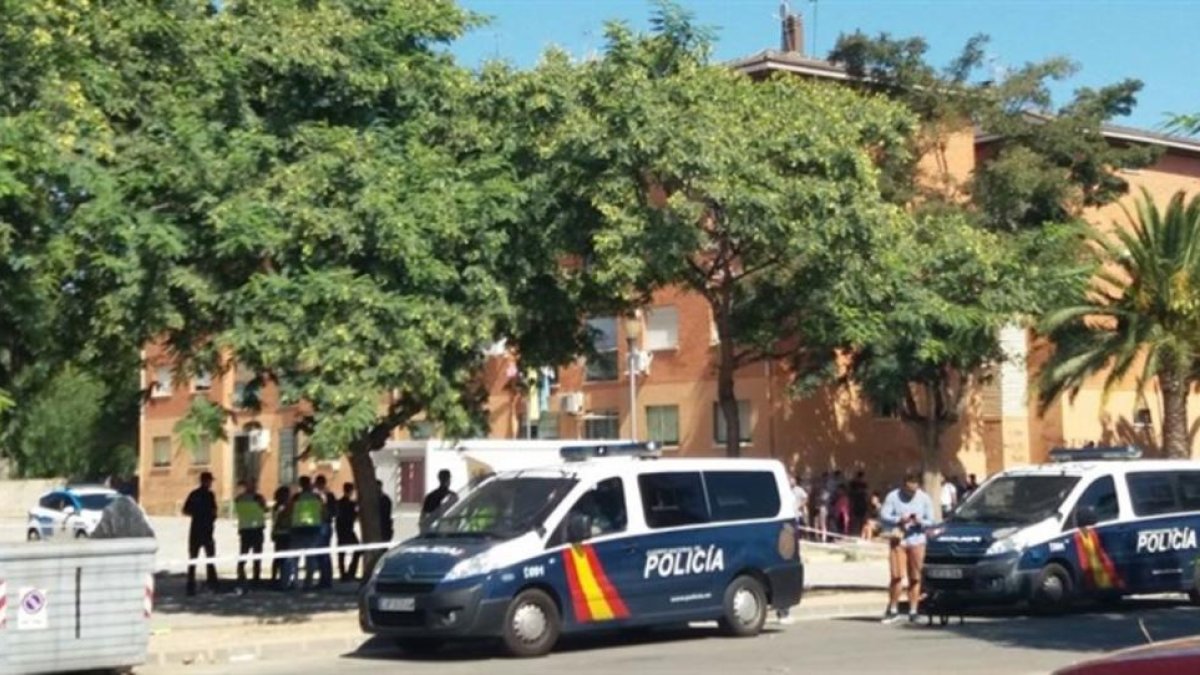 Policía Nacional en Valencia.-EL PERIÓDICO