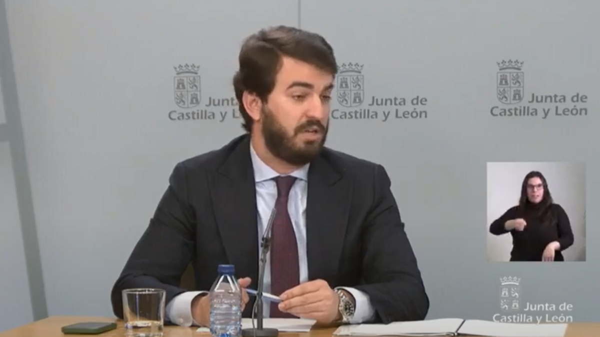 Gallardo espera que Carnero continúe como consejero de la presidencia