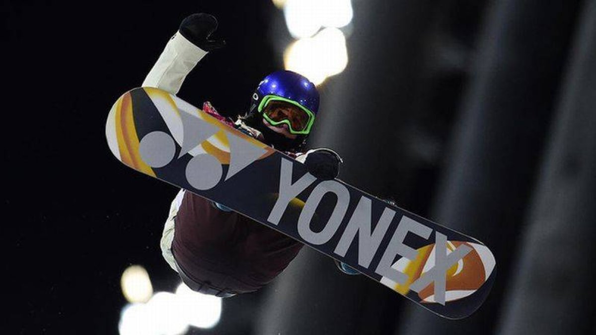Queralt Castellet, durante la prueba de 'halfpipe' en los Juegos de invierno de Sochi 2014.-Foto: AFP / JAVIER SORIANO