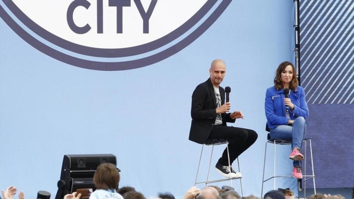 Pep Guardiola, durante la presentación con el Mancheter City.-