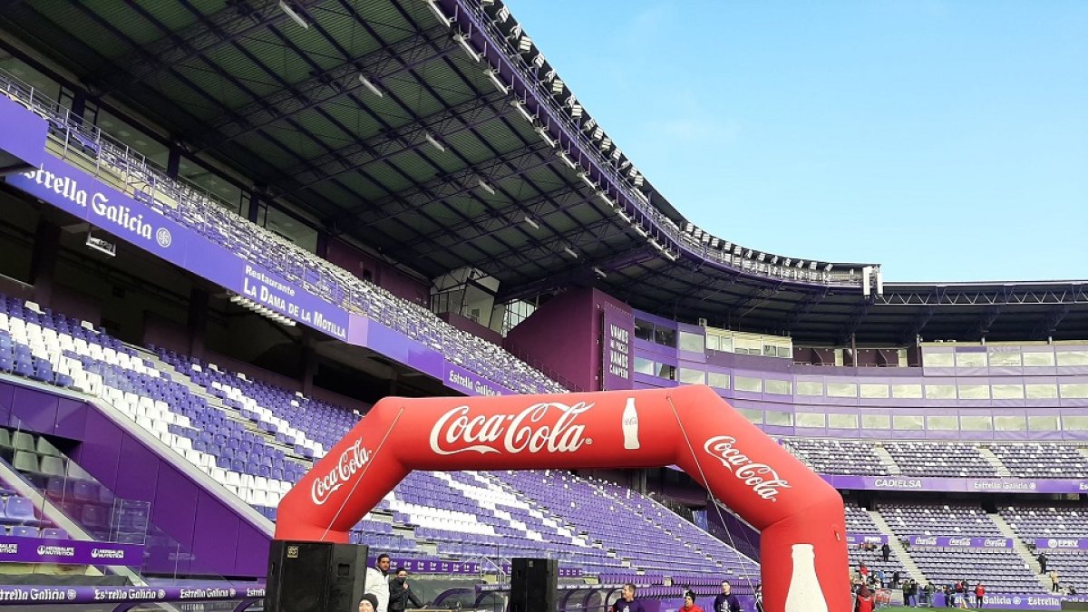 Final de la Pucela Run en el estadio José Zorrilla.- E. M.