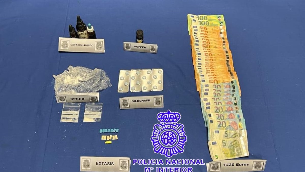 La Policía Nacional detiene a un varón por un delito contra la salud pública. -ICAL