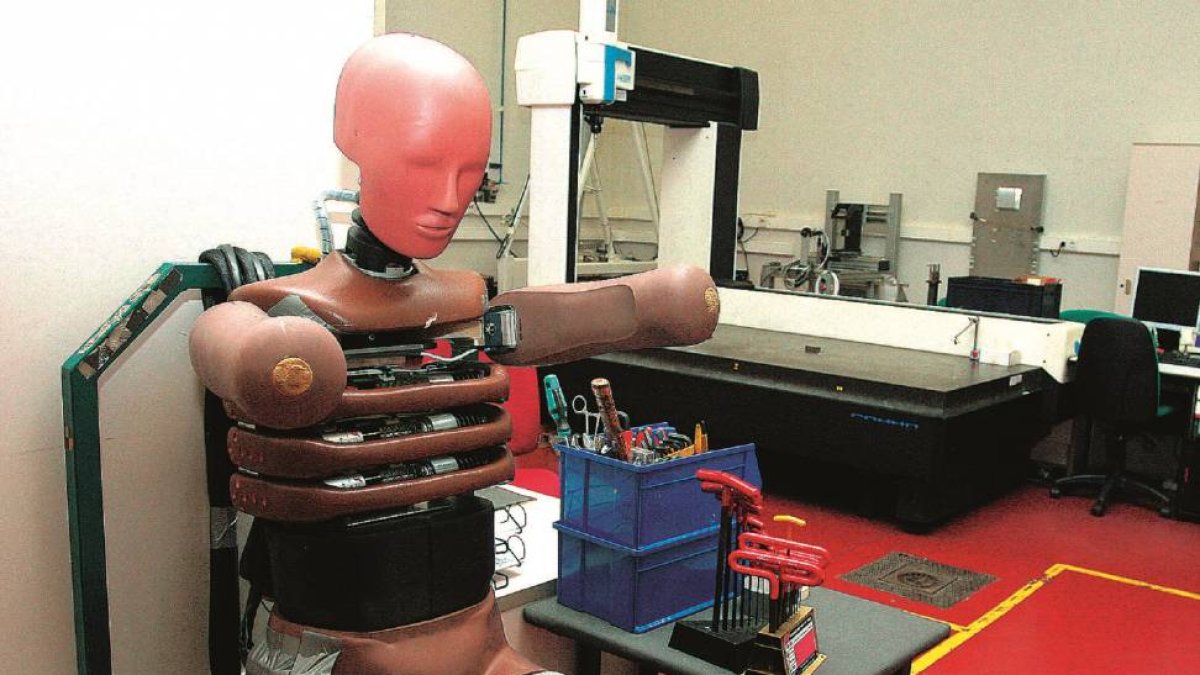 'Dummy' utilizando en los ensayos de impacto de seguridad en la Fundación Cidaut-Pablo Requejo