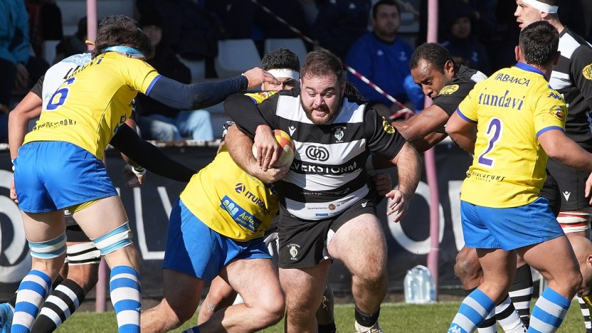 SilverStorm El Salvador doblegó a Belenos en una buena primera mitad. / LOSTAU