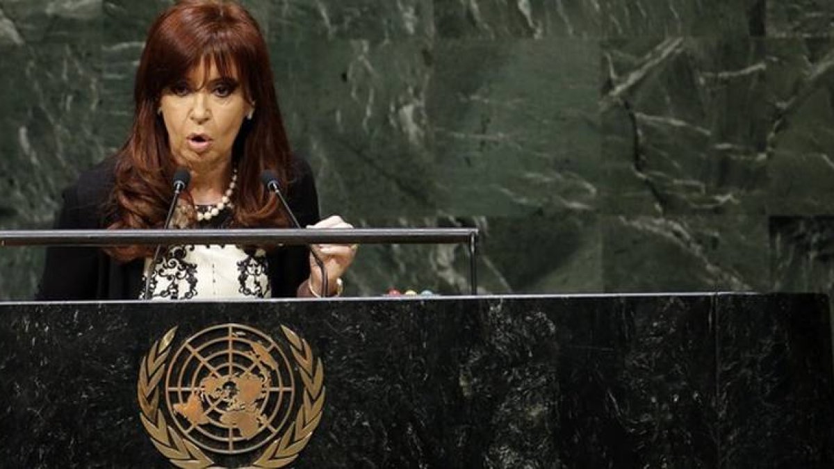La presidenta argentina, Cristina Fernández de Kirchner, en la Asamblea General de la ONU, el pasado 24 de septiembre.-Foto: REUTERS / MIKE SEGAR