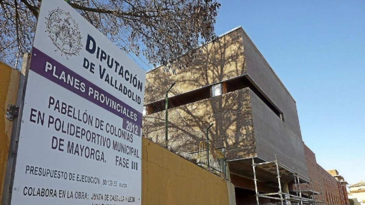 El pabellón de colonias en el Polideportivo Municipal de Mayorga, financiado con los Planes Provinciales.-El Mundo