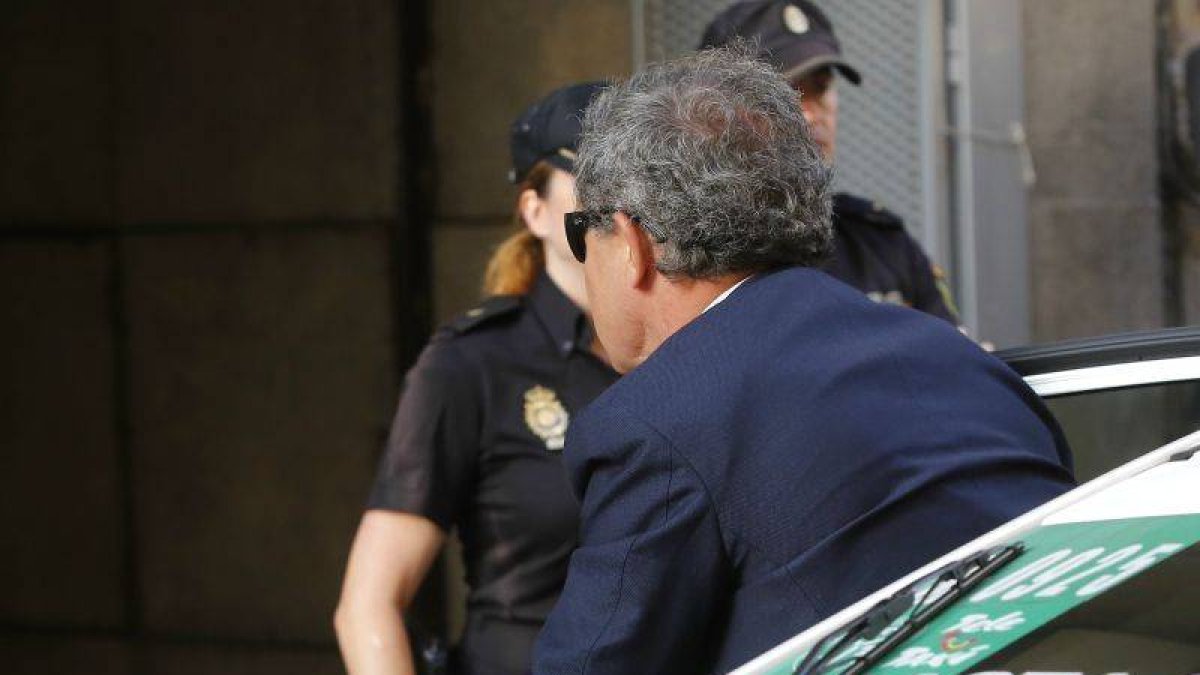 Jordi Pujol Ferrusola, a su llegada a la Audiencia Nacional para declarar ante el juez Pablo Ruz, este lunes.-Foto: JUAN MANUEL PRATS