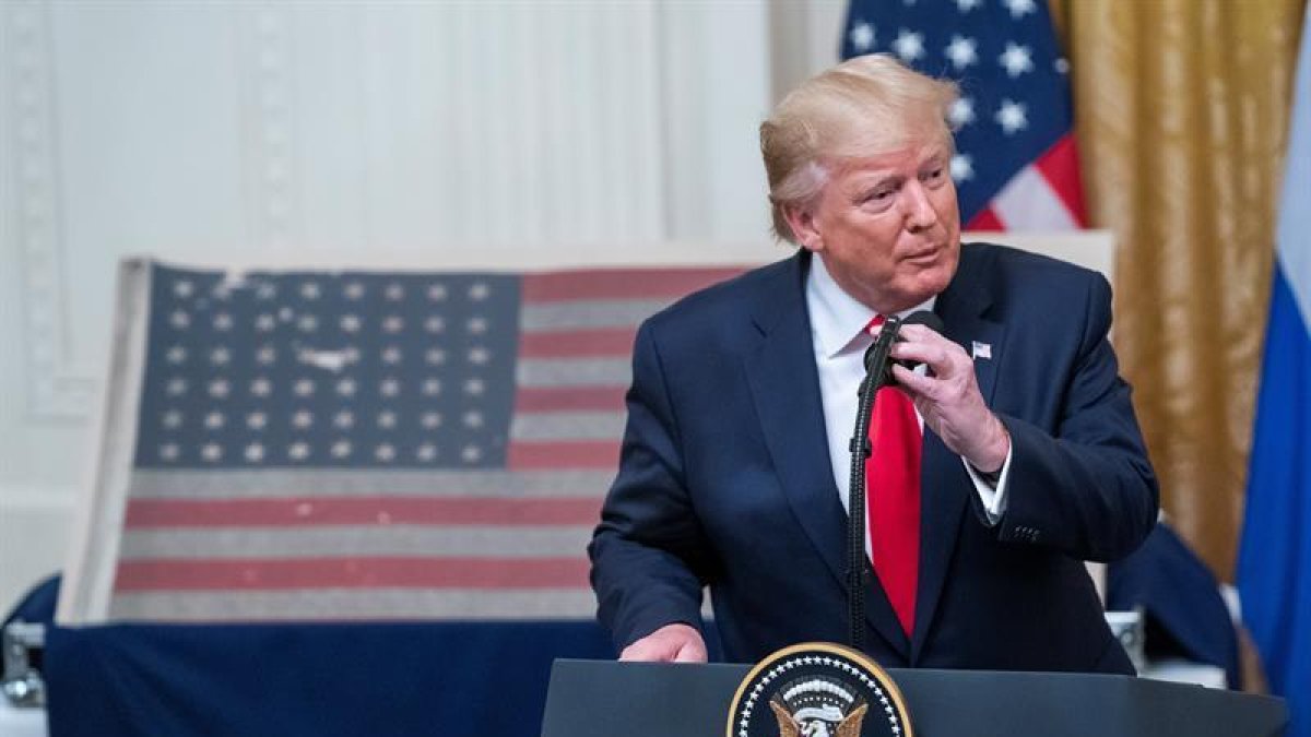 Trump, este jueves.-EFE / JIM LO SCALZO