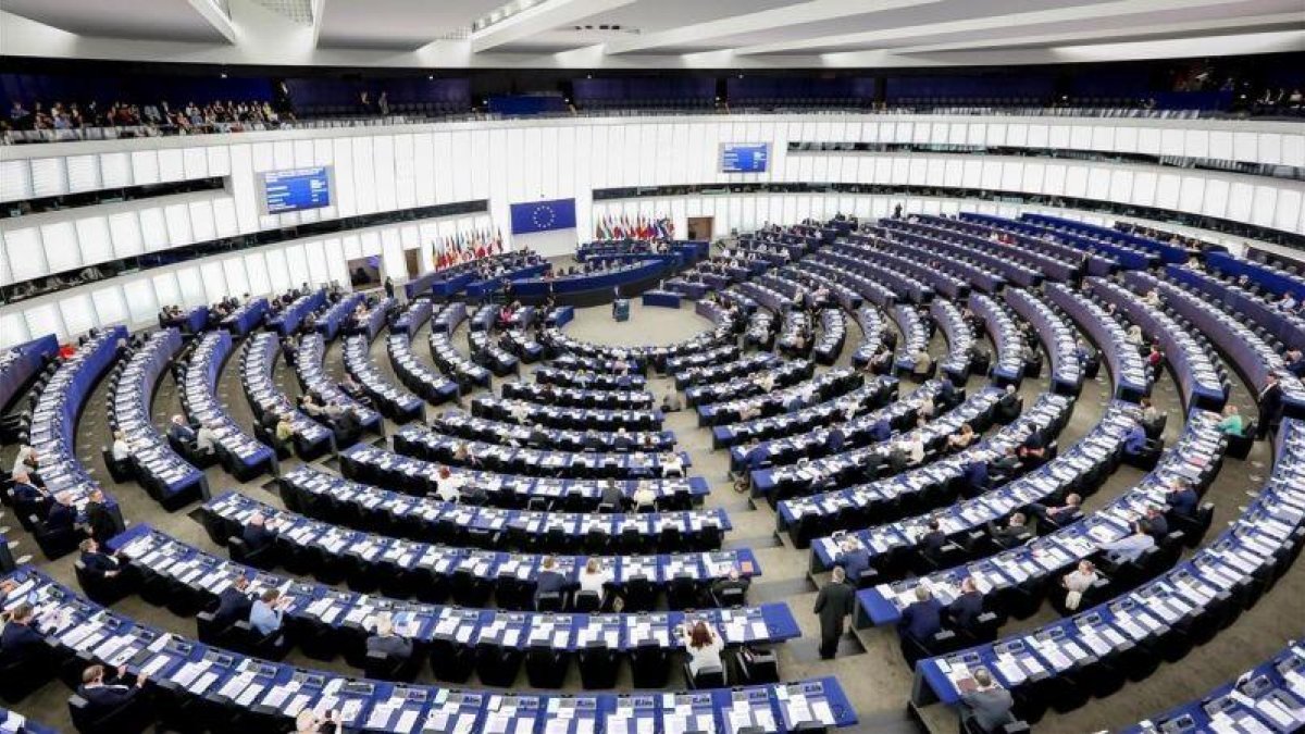 El Parlamento Europeo en una imagen de archivo.-EFE / MARC DOSSMANN