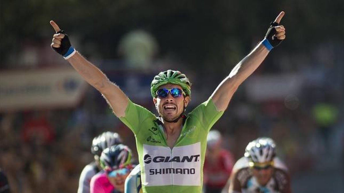 Degenkolb celebra su victoria.-