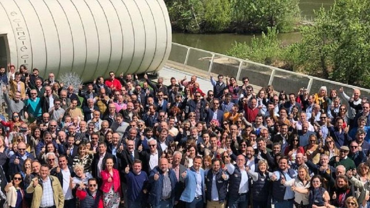 El PP de Valladolid celebra un acto en el que participa el presidente provincial, Jesús Julio Carnero, la candidata al Congreso por la provincia Isabel Garcia Tejerina, y alcaldes del partido-ICAL