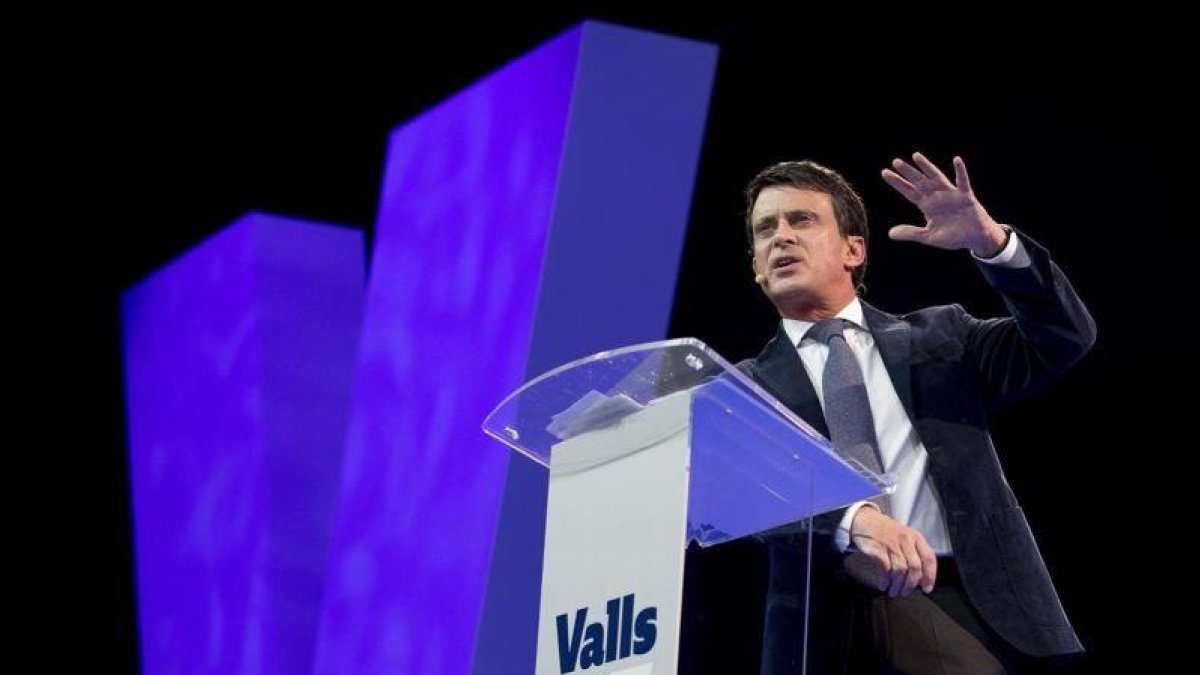 Valls presenta su campaña electoral.-FERRAN NADEU