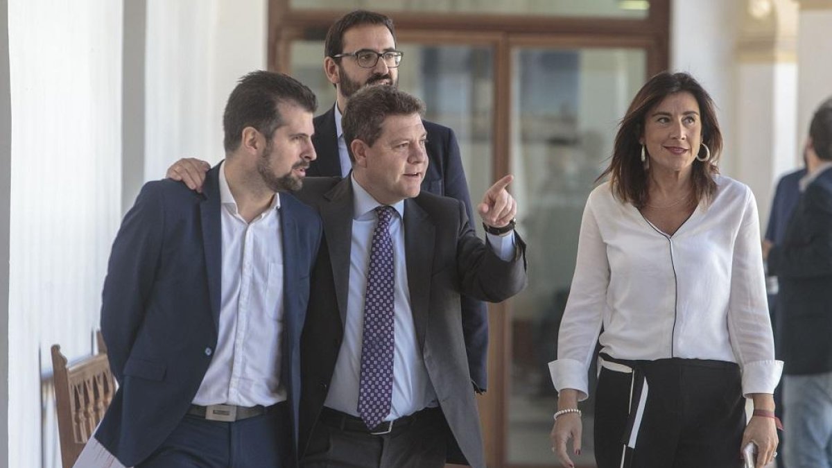 Luis Tudanca y Emiliano García-Page, en un momento del encuentro.-ICAL