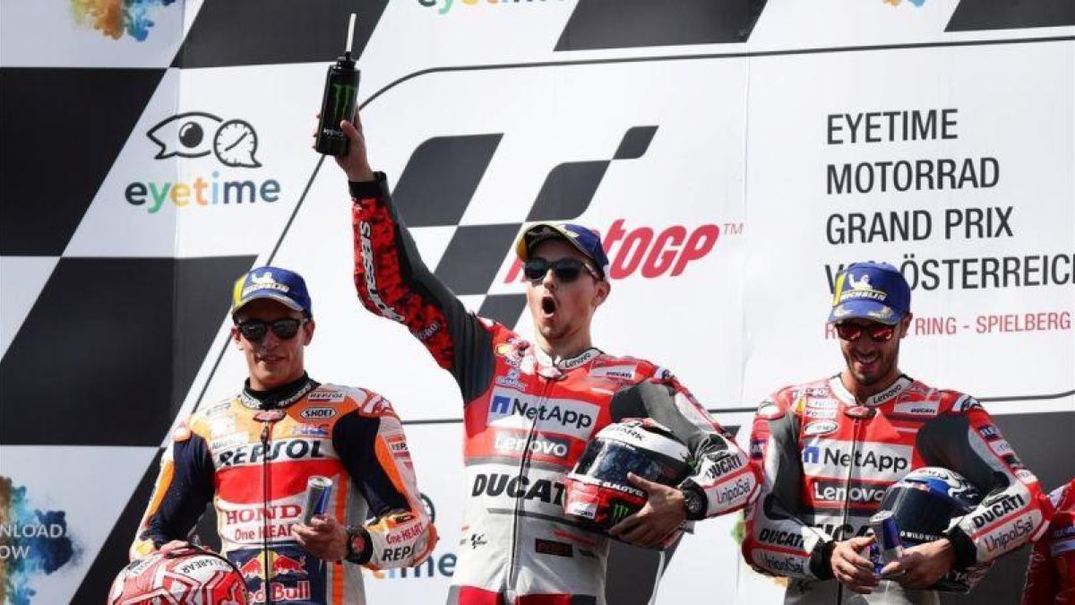 Jorge Lorenzo celebra la victoria en el GP de Austria.-REUTERS / LISI NIESNER