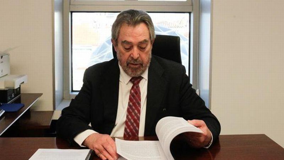 El exministro de Justicia e Interior Juan Alberto Belloch.-CHUS MARCHADOR