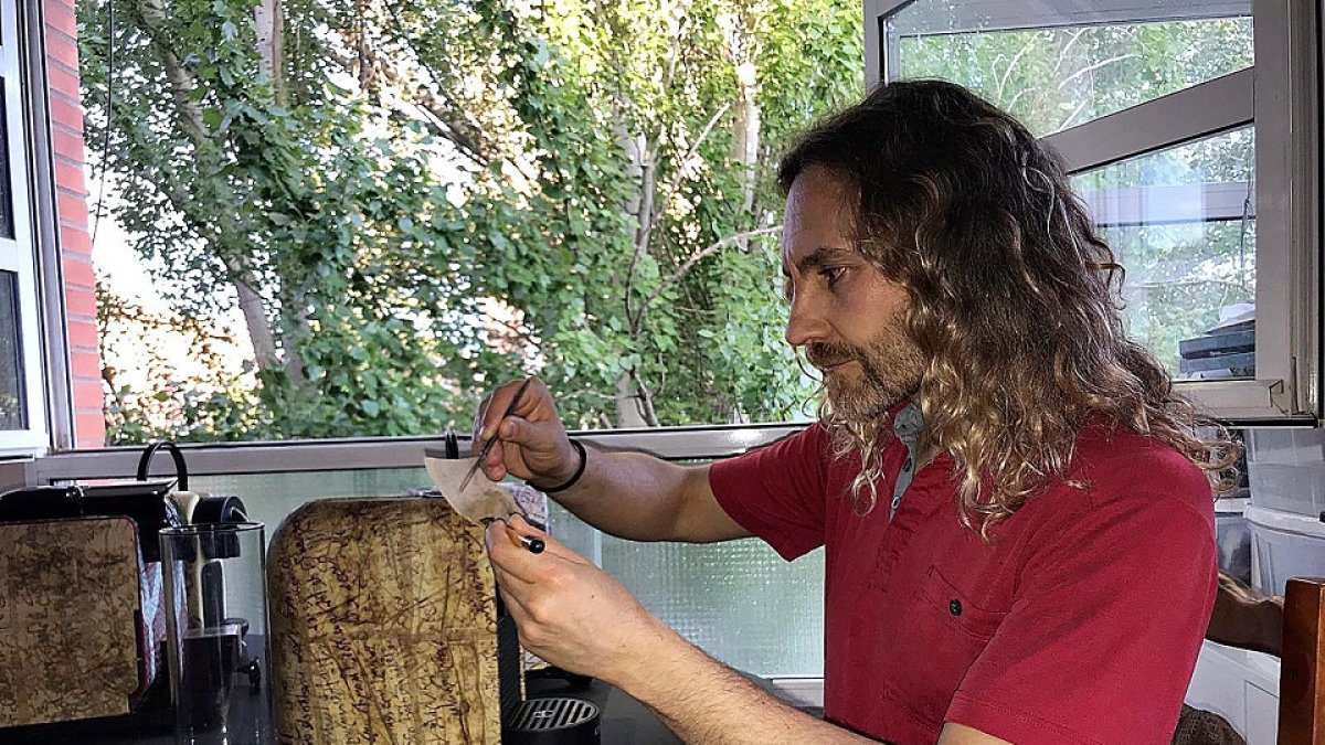 Páramo restaura una cafetera. E. M.